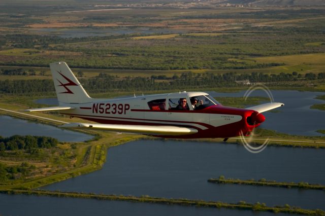 Piper PA-24 Comanche (N5239P) - 1958 Piper Comanche 250 restored to original colors. Grand Champ Contemporary Sun n Fun 2000.