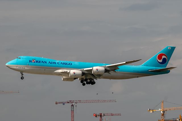 BOEING 747-8 (HL7623)