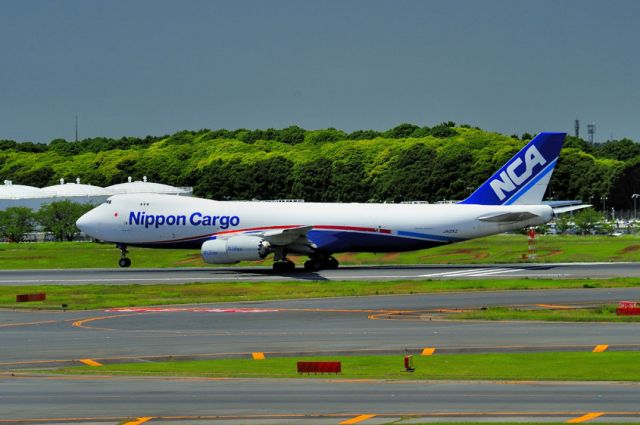 BOEING 747-8 (JA12KZ) - 1st B-747/8 Ive seen