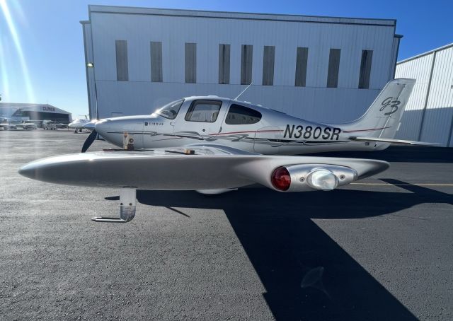 Cirrus SR-22 (N380SR)