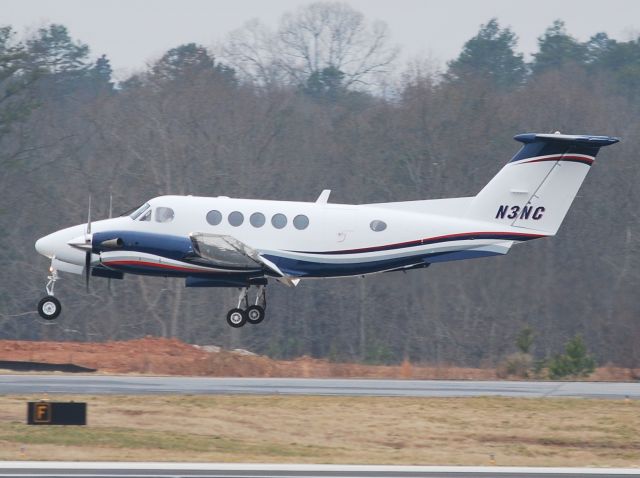 Beechcraft Super King Air 200 (N3NC) - NORTH CAROLINA DEPT TRANSPORTATION arriving runway 20 at KJQF - 3/11/10