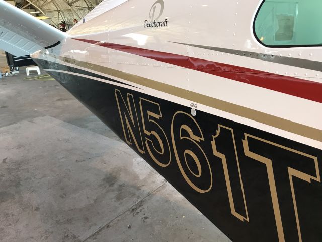 Beechcraft 35 Bonanza (N561T)