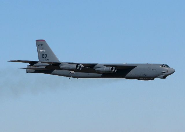 Boeing B-52 Stratofortress (60-0042) - Doing touch and goes at Barksdale Air Force Base.