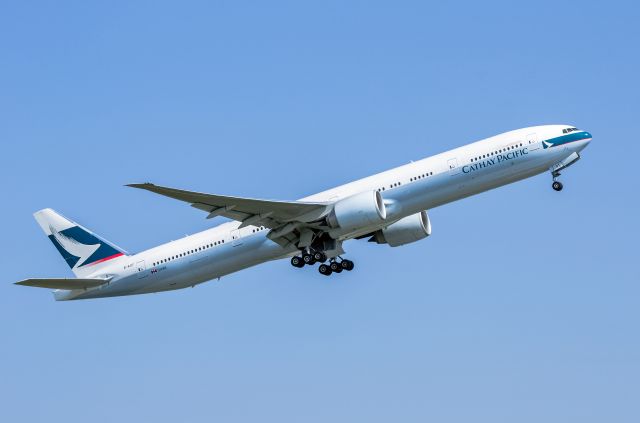 Boeing 777-200 (B-KQT)