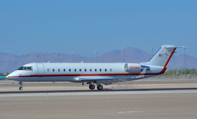 Canadair Regional Jet CRJ-200 (N711WM)