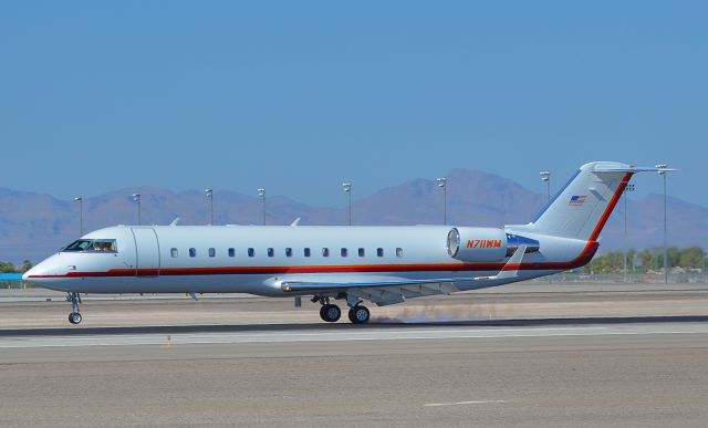 Canadair Regional Jet CRJ-200 (N711WM)