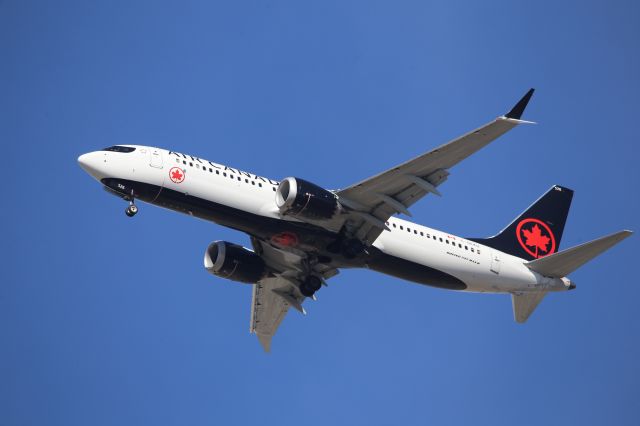 Boeing 737 MAX 8 (C-GEKH)