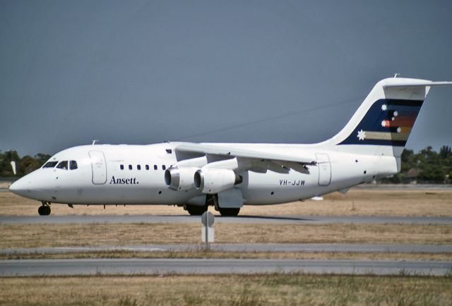 VH-JJW — - ANSETT WA - BRITISH AEROSPACE BAe-146/AVRO RJ - REG VH-JJW (CN E2110) - ADELAIDE INTERNATIONAL AIRPORT SA. AUSTRALIA - YPAD (24/12/1991) 35MM SLIDE SCANNED WITH A V700 EPSON PERFECTION SCANNER AT 6400 DPI.