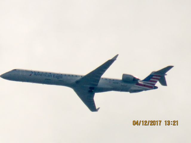 Canadair Regional Jet CRJ-900 (N909FJ)