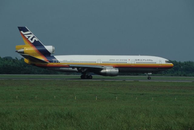 McDonnell Douglas DC-10 (JA8550) - Departure at Narita Intl Airport Rwy16 on 1991/08