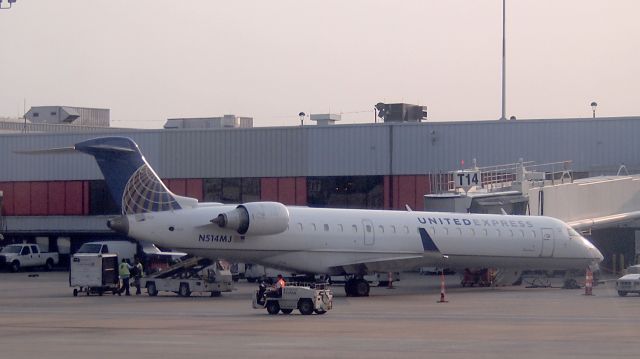 Canadair Regional Jet CRJ-700 (N514M)