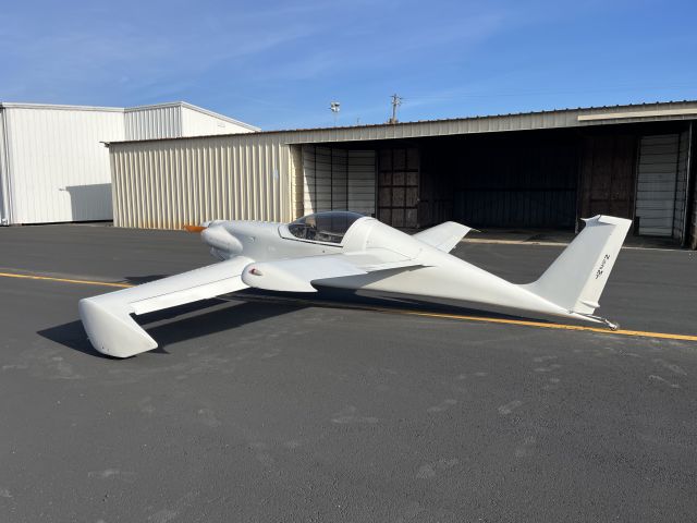 VIKING Dragonfly (N52MT) - Getting ready to depart