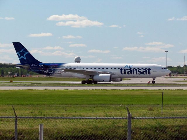 Airbus A330-300 (C-GTSD)