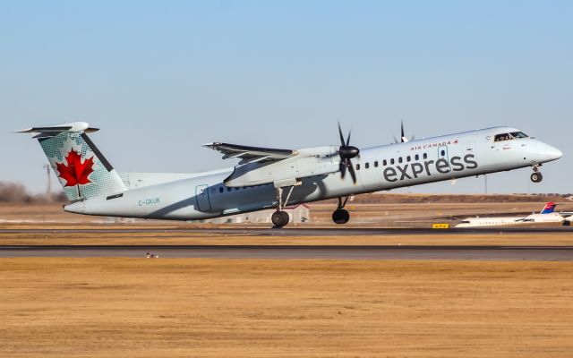 de Havilland Dash 8-400 (C-GKUK)