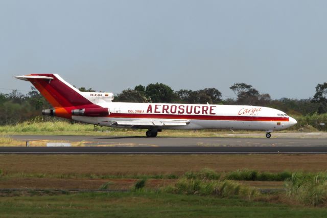 Boeing 727-100 (HK-4504)