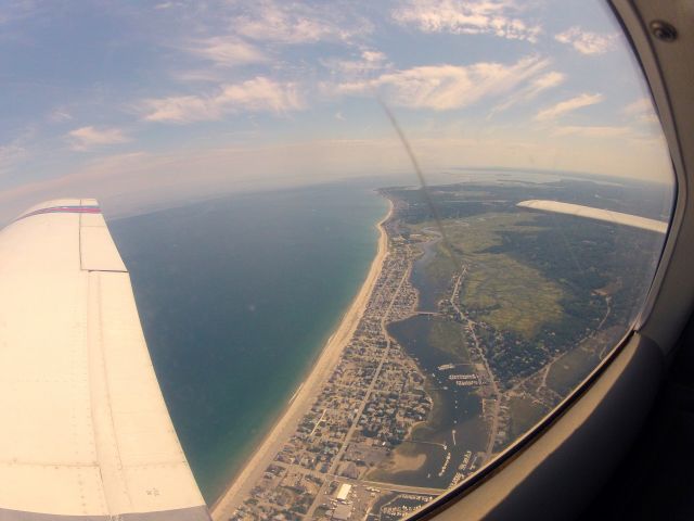 Piper Cherokee (N44949) - Overflying northern Marshfield, MA