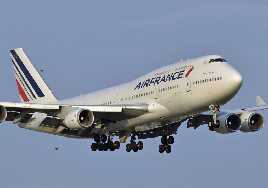 Boeing 747-400 —