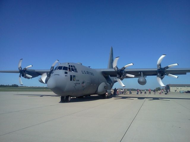 Lockheed C-130 Hercules —