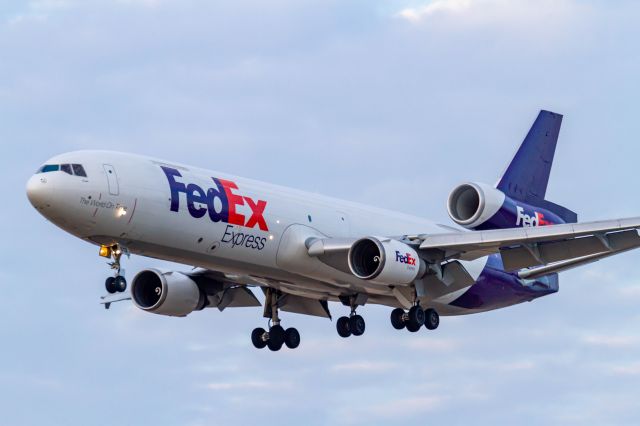 Boeing MD-11 (N523FE)