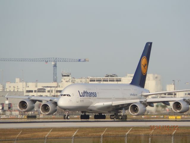 Airbus A380-800 (D-AIMA)