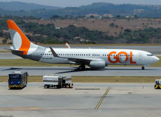Boeing 737-800 (PR-GZH)