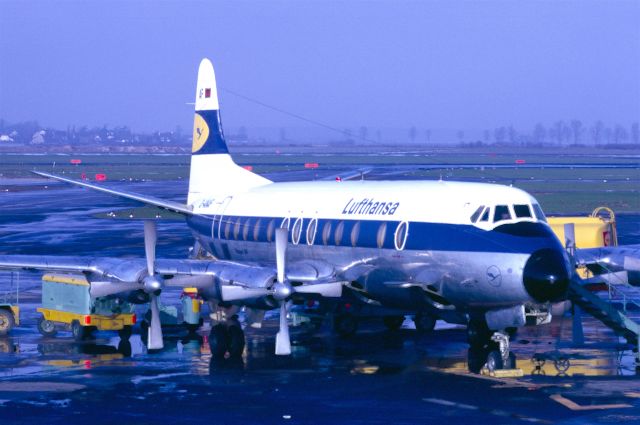 VICKERS Viscount (D-ANAF) - March 1969 at Düsseldorf (EDDL)