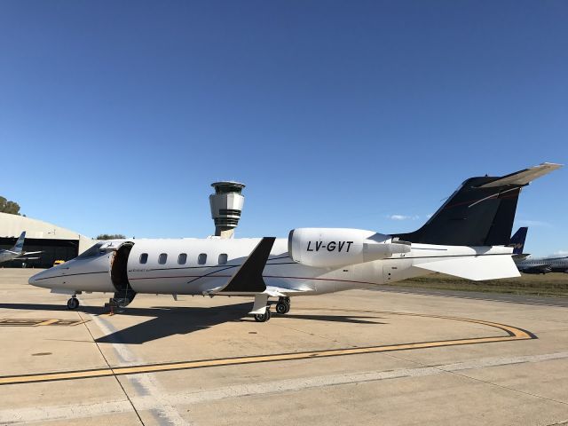 Learjet 60 (LV-GVT)