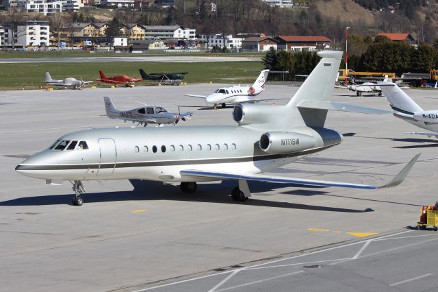 Dassault Falcon 900 (N111SW)