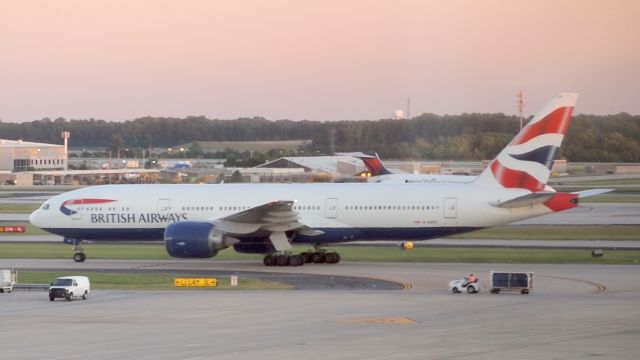 Boeing 777-200 (G-RAES)