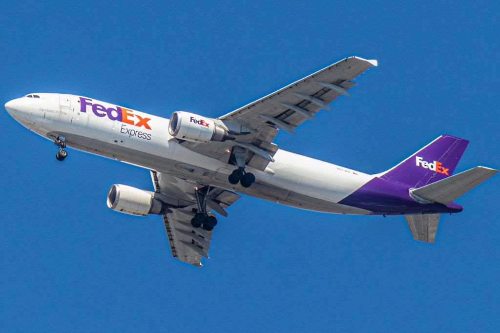 Airbus A300F4-600 (N673FE)