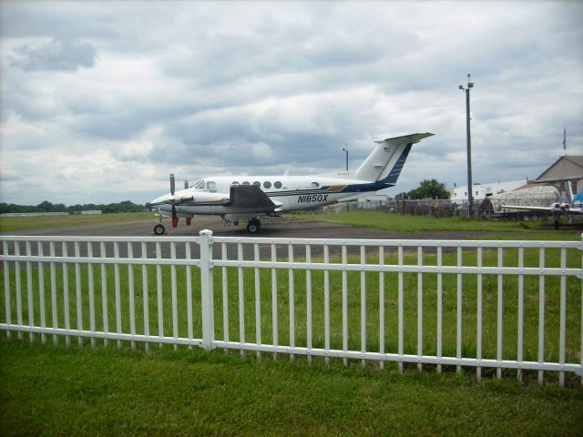 Beechcraft Super King Air 200 (N1850X)