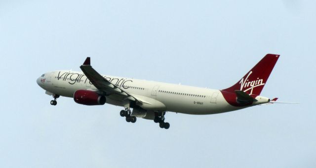 Airbus A330-300 (G-VRAY)
