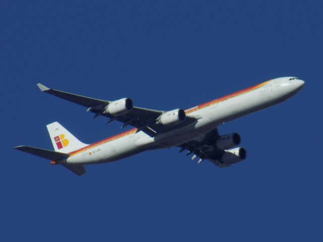 Airbus A340-600 (EC-JPU)