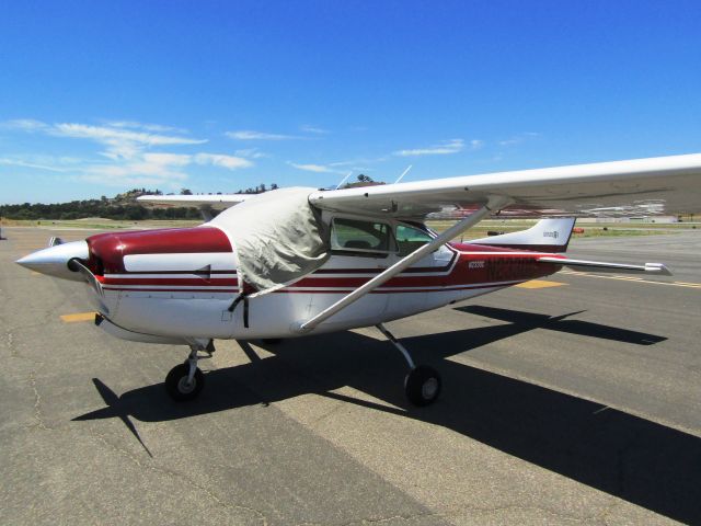 Cessna Skylane RG (N2330C) - On the ramp