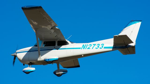 Cessna Skyhawk (N12733)