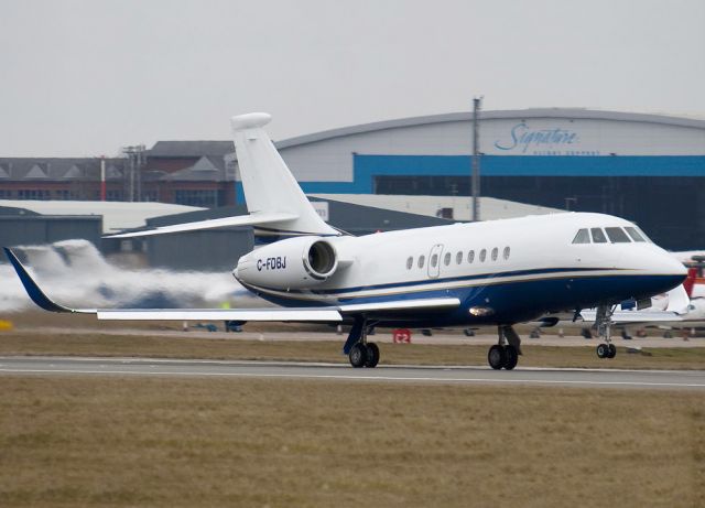 Dassault Falcon 2000 (C-FDBJ) - The Falcons have a very good short field performance.