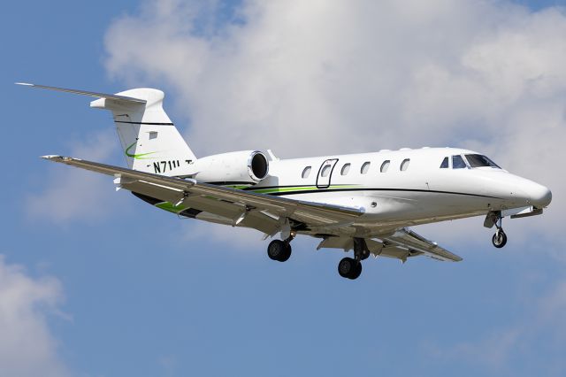 Cessna Citation III (N711LT)