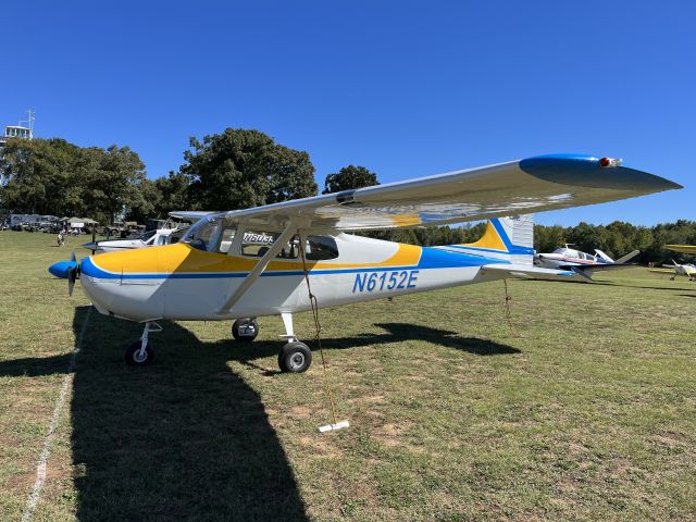 Cessna Skyhawk (N6152E) - Triple Tree Fly-In