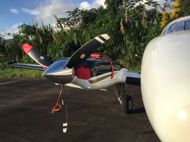 Beechcraft Baron (58) (PP-NMA) - Angra dos Reis, RJ. Brazil.