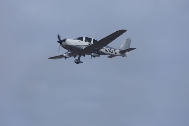 Cirrus SR-22 (N703TE)