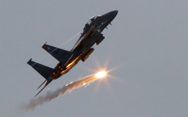 McDonnell Douglas F-15 Eagle —