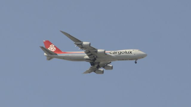 BOEING 747-8 (LX-KCL) - At School
