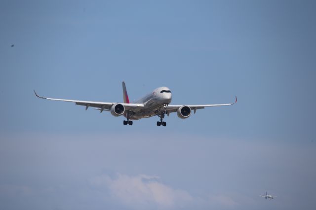 Airbus A350-900 (HL8308)
