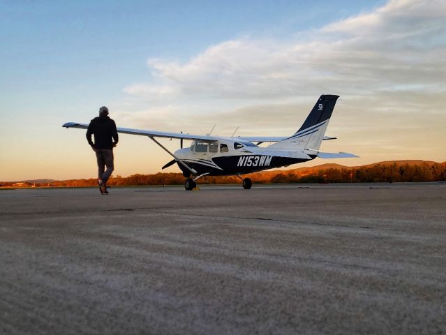 Cessna 206 Stationair (N153WM)