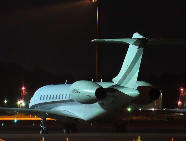 Bombardier Global Express (N944GL) - I took this picture on Nov 06, 2019.