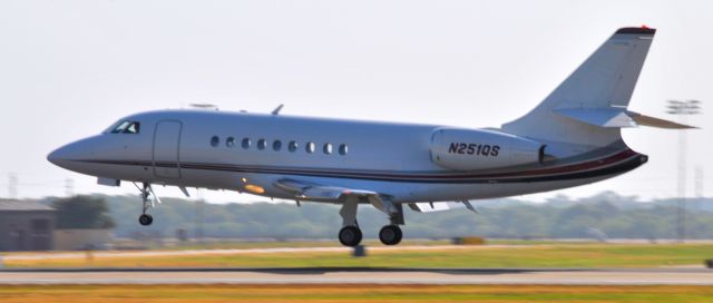 Dassault Falcon 2000 (N251QS)