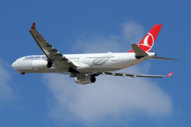 Airbus A330-300 (TC-JNN) - 16/03/2022: Flight to Istanbul (IST) after T/O from runway 26.