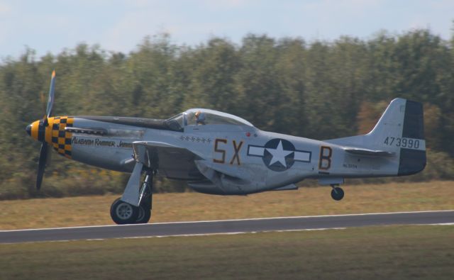 North American P-51 Mustang (NL51TH)