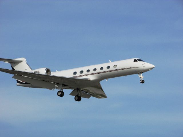 Gulfstream Aerospace Gulfstream V (N531QS) - Landing RWY 20R