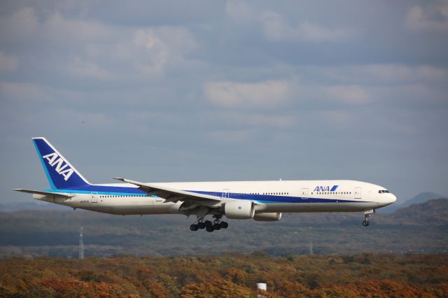 BOEING 777-300 (JA757A)